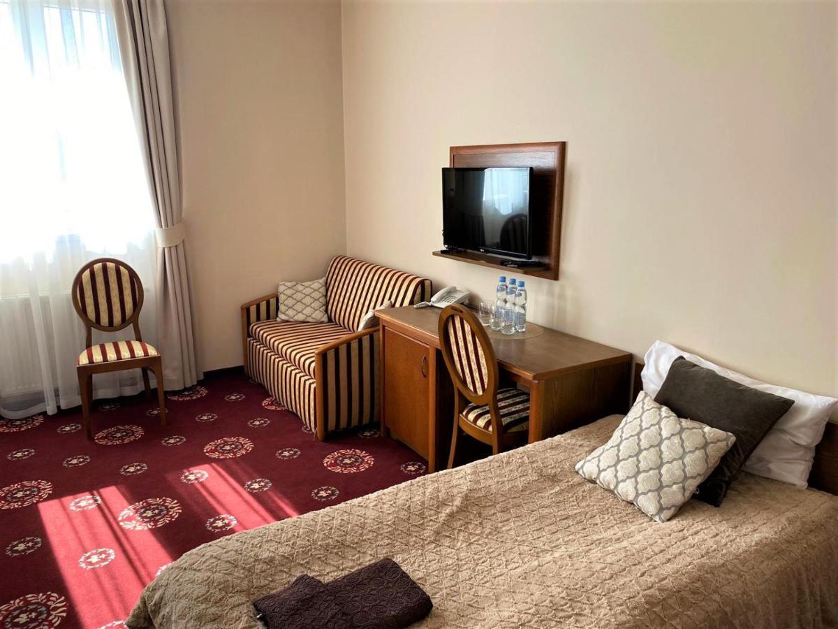 Hotel President Kock Ngoại thất bức ảnh